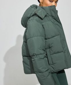 Summitwear.shop082513f943 2